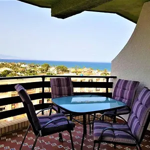 Urbanización, 2 Dormitorios, Gran Terraza Con Vista Al Mar, Wi-fi, Parking Y Piscina Apartamento