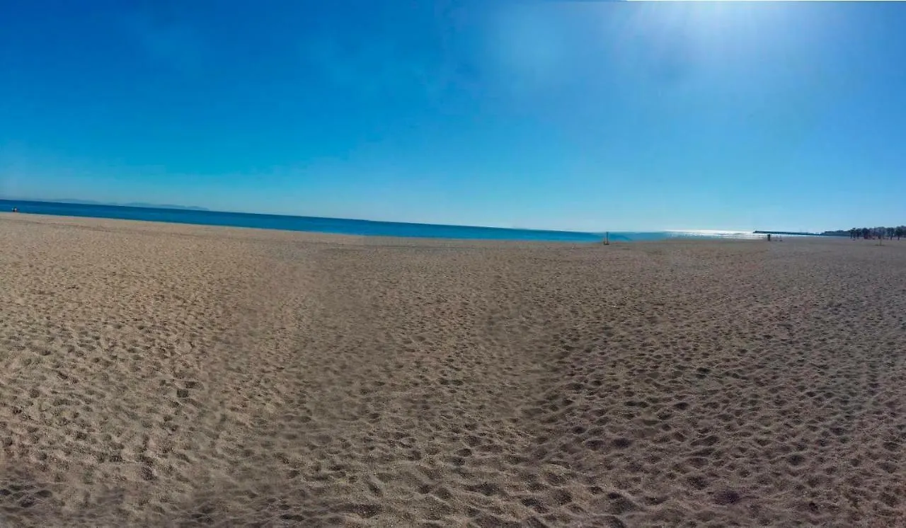 Primera Linea De Playa Roquetas de Mar 0*,